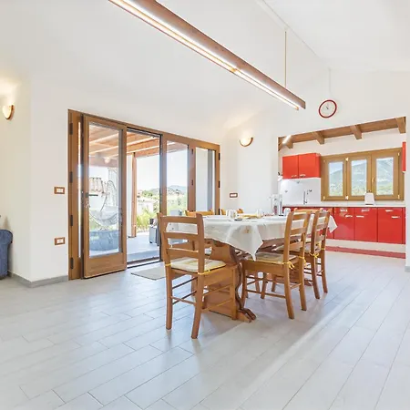 Villa Villino Elisa Tertenìa